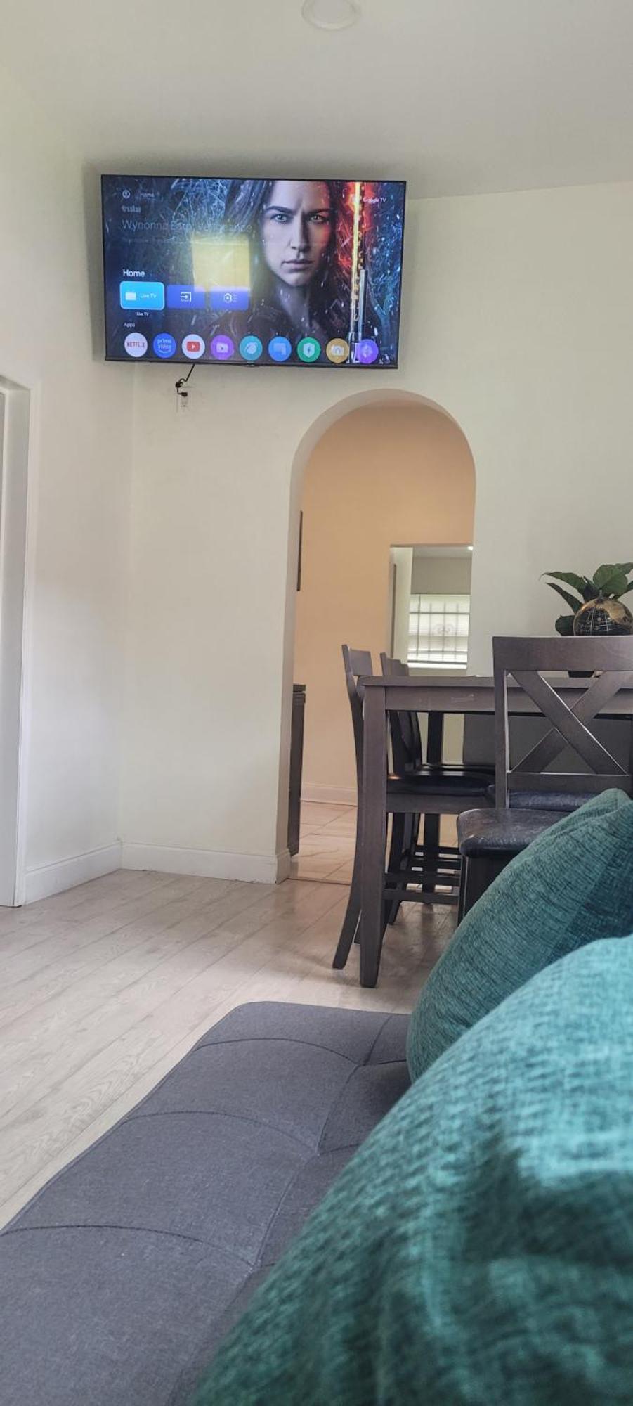 Large, Central, Lovely & Cozy 4Bed/2Bath - House By Everbank Stadium 잭슨빌 외부 사진