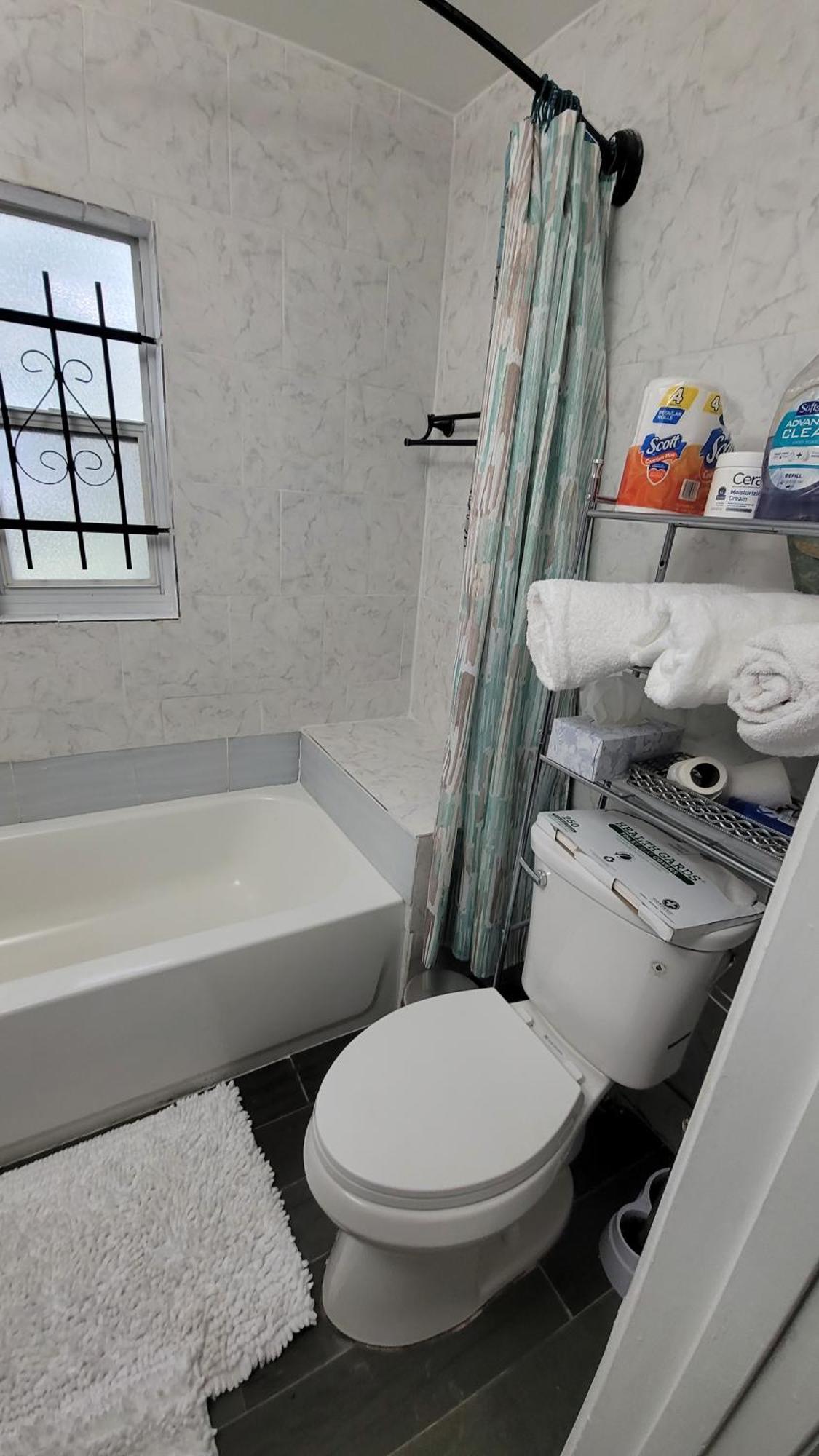 Large, Central, Lovely & Cozy 4Bed/2Bath - House By Everbank Stadium 잭슨빌 외부 사진