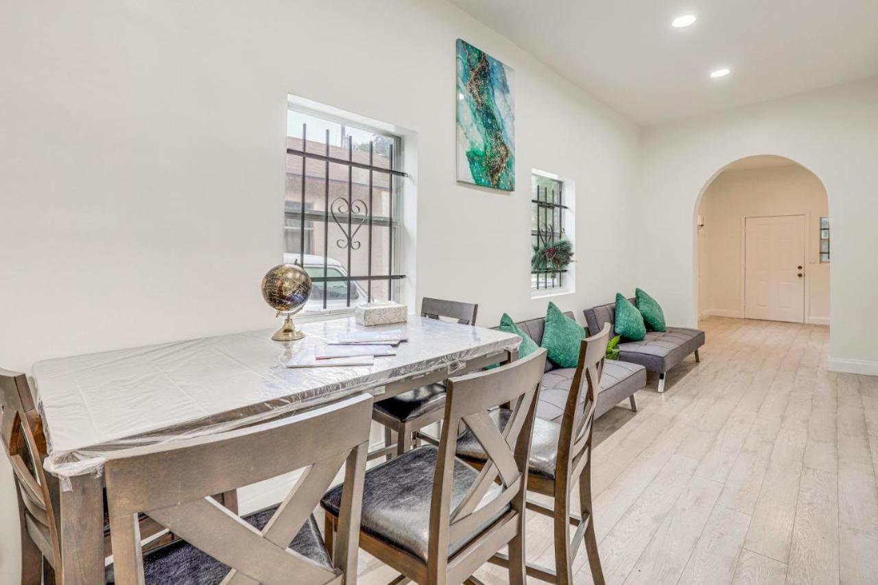 Large, Central, Lovely & Cozy 4Bed/2Bath - House By Everbank Stadium 잭슨빌 외부 사진